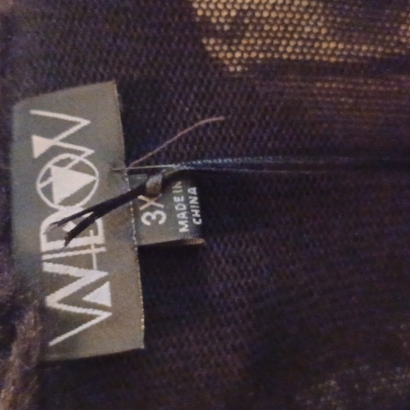 DOLLSKILL 3X WIDOW BLACK LONG SLEEVE FAUX FUR NECK/CUFFS BUCKELS FRONT SWEATER - Picture 6 of 16